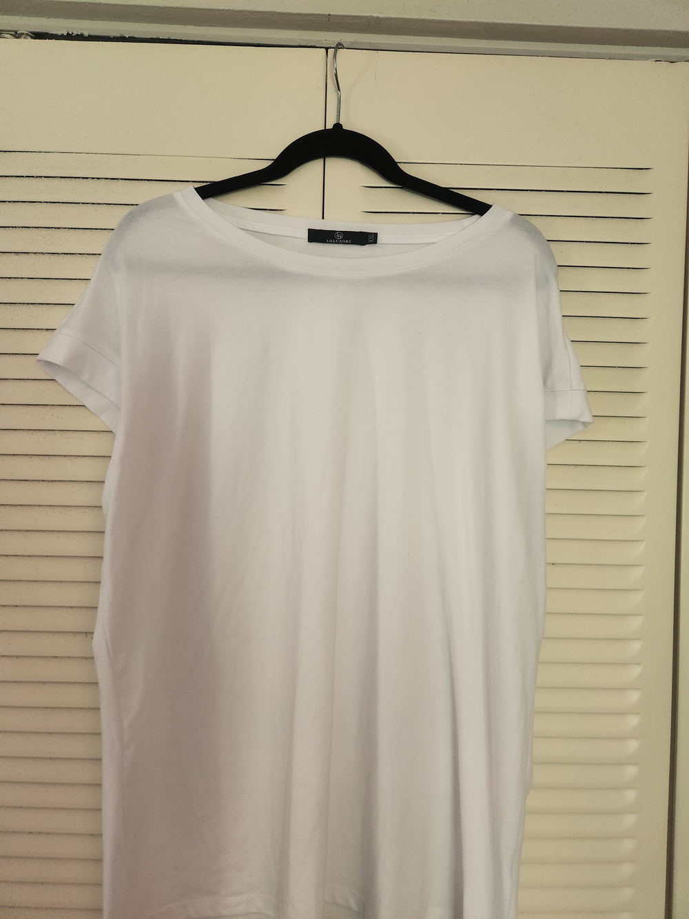 White Short Sleeve Tee - Classic Crew Neck